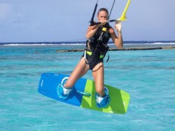 Kite Surf School Polynesie - Kite Surf School | Activities | eDivingPass